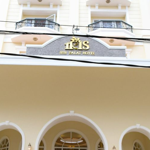 Iris Hotel Đà Lạt 3 *. Bao Gồm Ăn Sáng. Khách Sạn Tại Trung Tâm Thành Phố