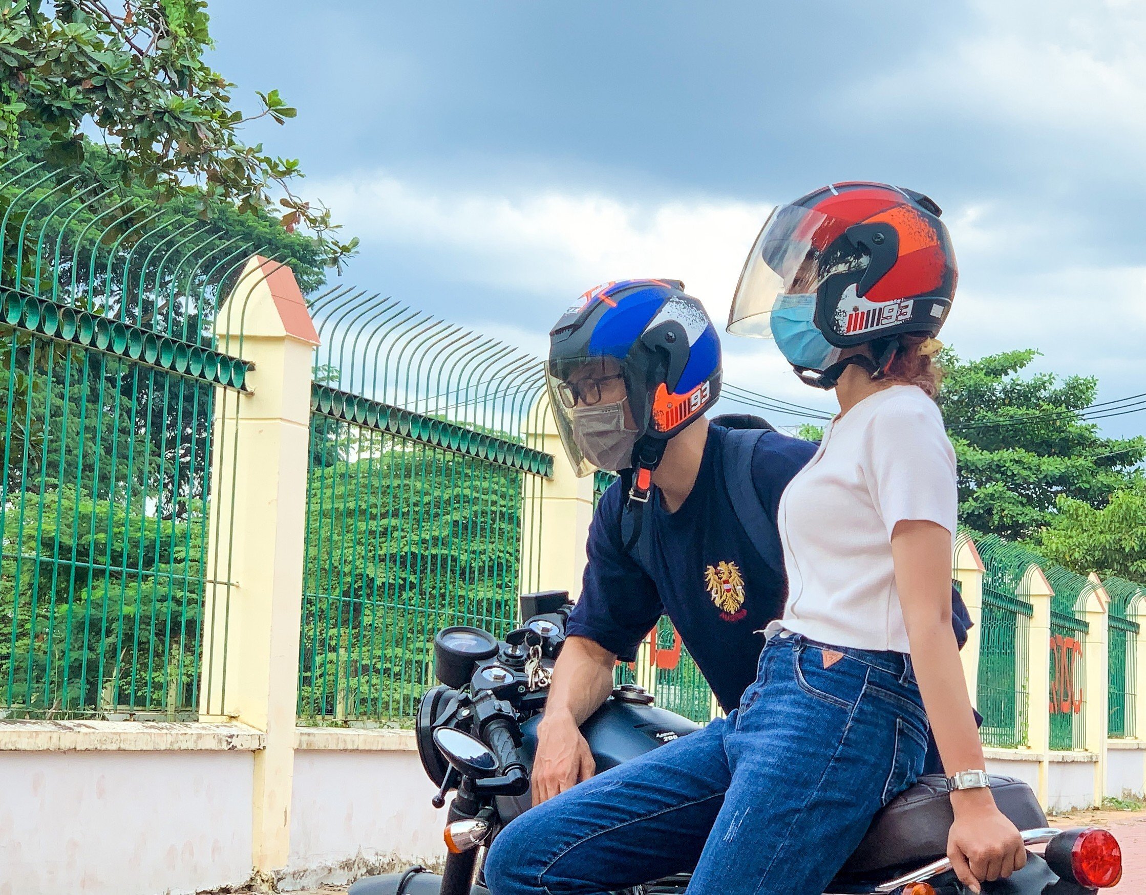 Mũ bảo hiểm 3/4 SRT Tem Kiến 93 - Nón Bảo Hiểm Chính Hãng Cao Cấp