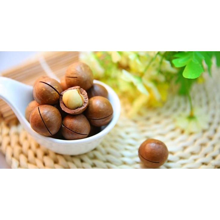 1 KG HẠT MẮC CA TÂY NGUYÊN TUYỂN CHỌN . HSD 1 NĂM