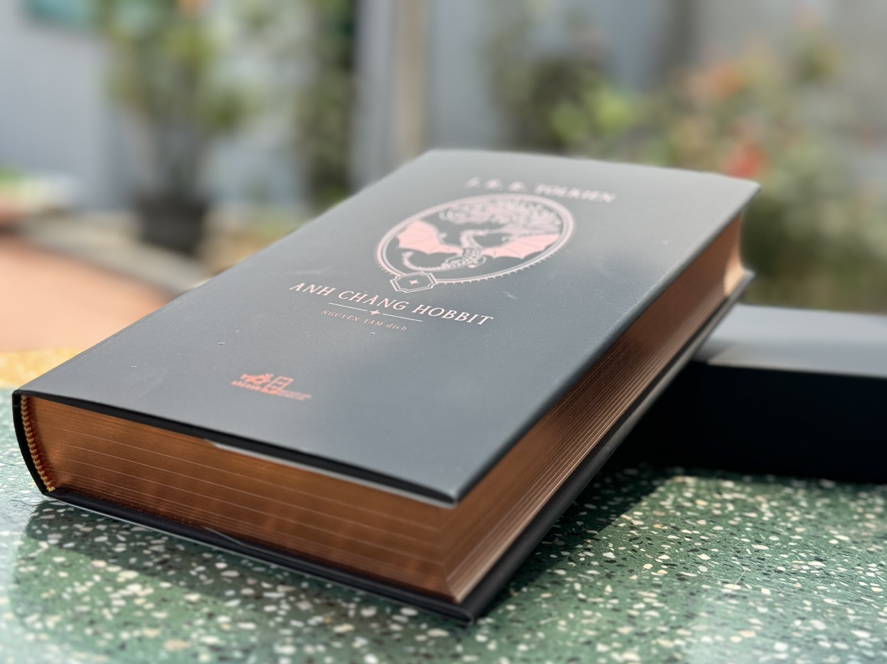 (Ấn bản giới hạn S555) ANH CHÀNG HOBBIT - Nhã Nam