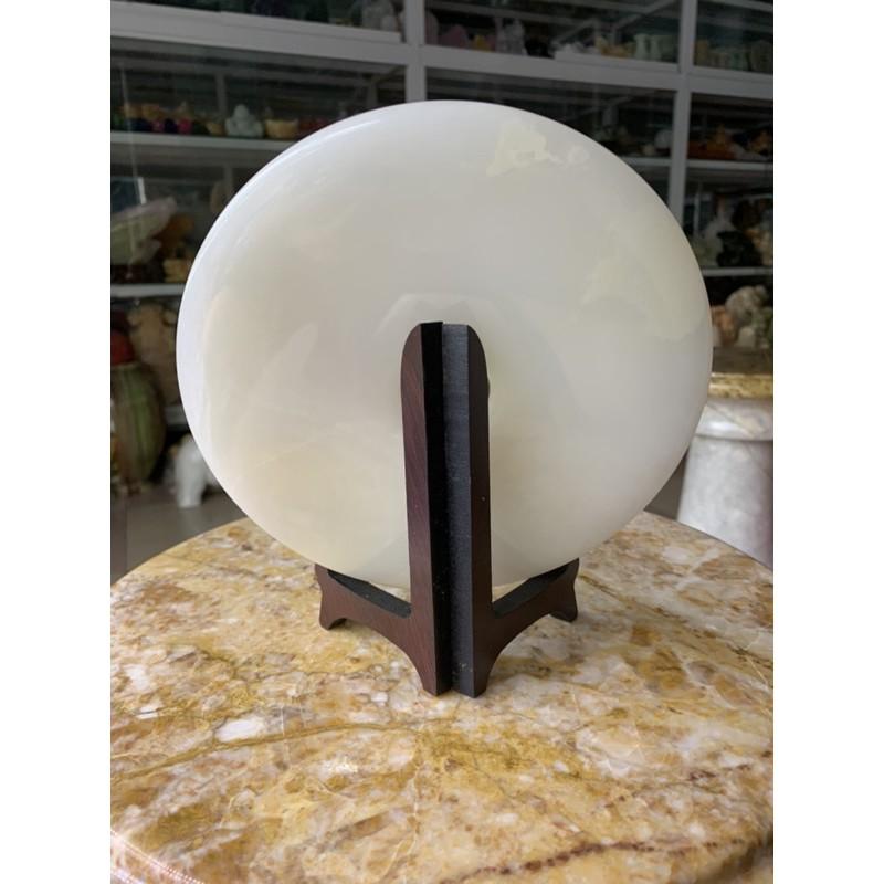 Đồng Tiền Vẽ Cụ Di Lặc Cười Hoan Hỉ Đá Bạch Ngọc - đường kính 18cm