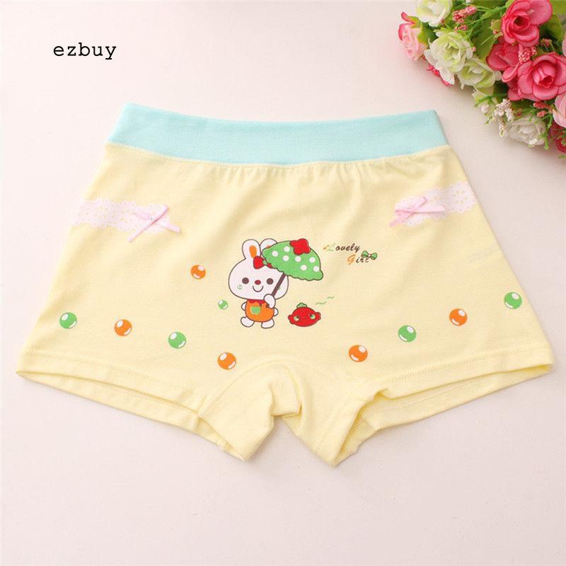 Quần lót chất Cotton hoạ tiết chú thỏ đáng yêu cho bé gái