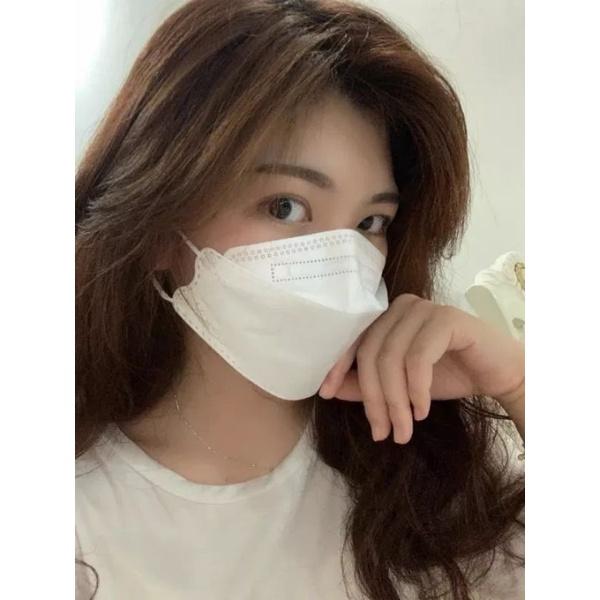 1 Thùng 300 chiếc khẩu trang nam nữ KF94 hàng chuẩn chất lượng