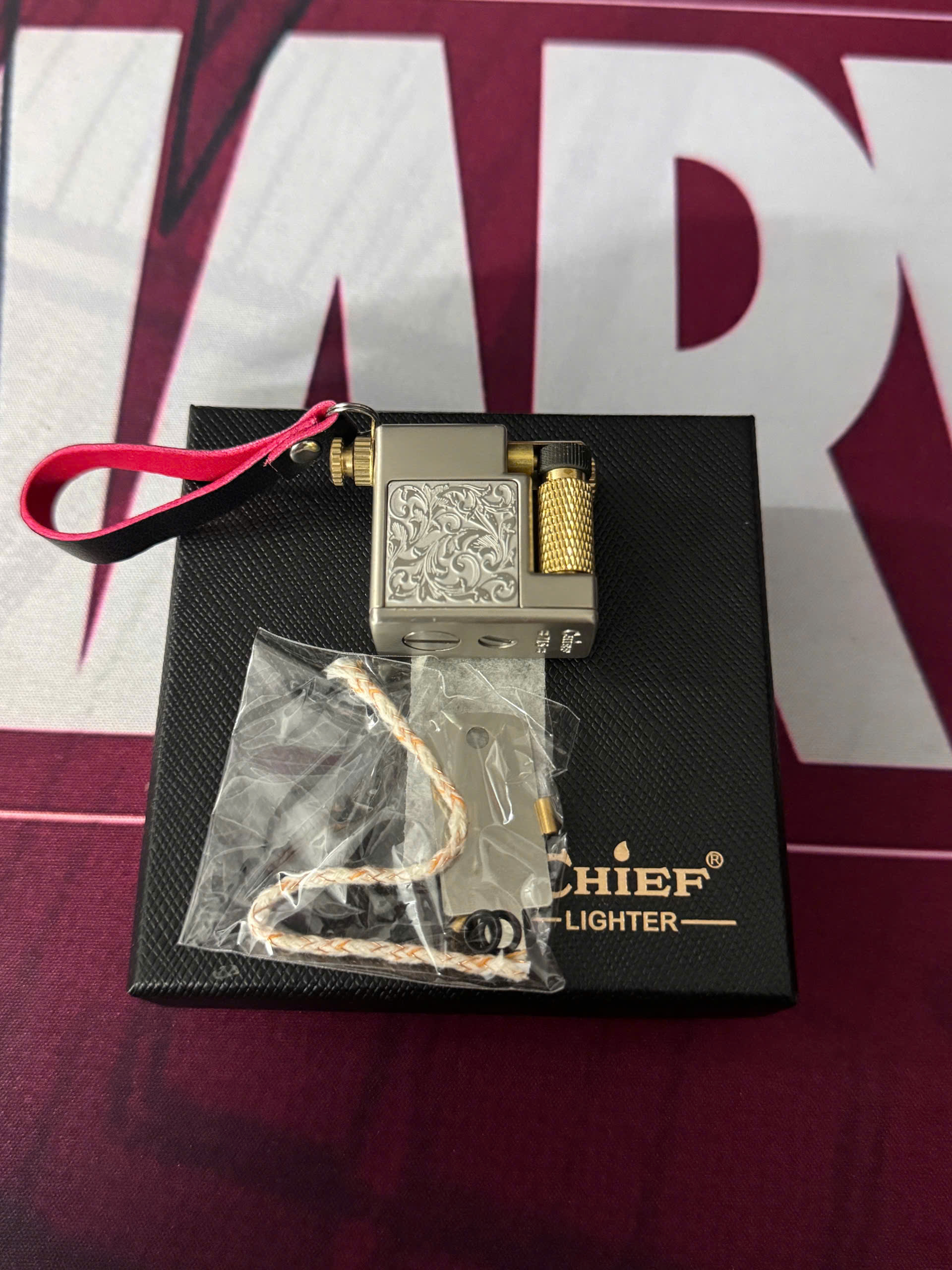 Vỏ hộp quẹt bật lửa xăng đá CF-715 có móc treo chìa khóa