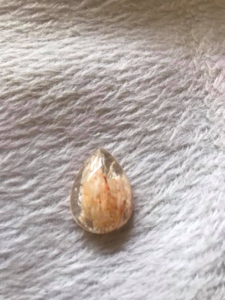 MẶT DÂY CHUYỀN ĐÁ THẠCH ANH ƯU LINH TỰ NHIÊN HÌNH GIỌT NƯỚC MÀU BÔNG TRẮNG VÀNG CAO 23,5MM ĐK 17,5MM