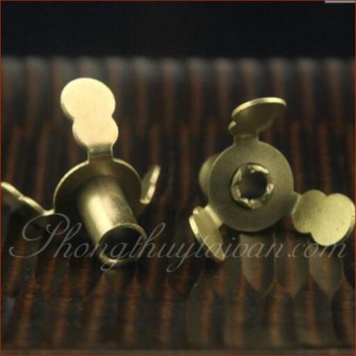 Chân đế kèm bấc thủy tinh 3 chân(dùng đèn dầu bàn thờ gia tiên, thần, phật, ....)