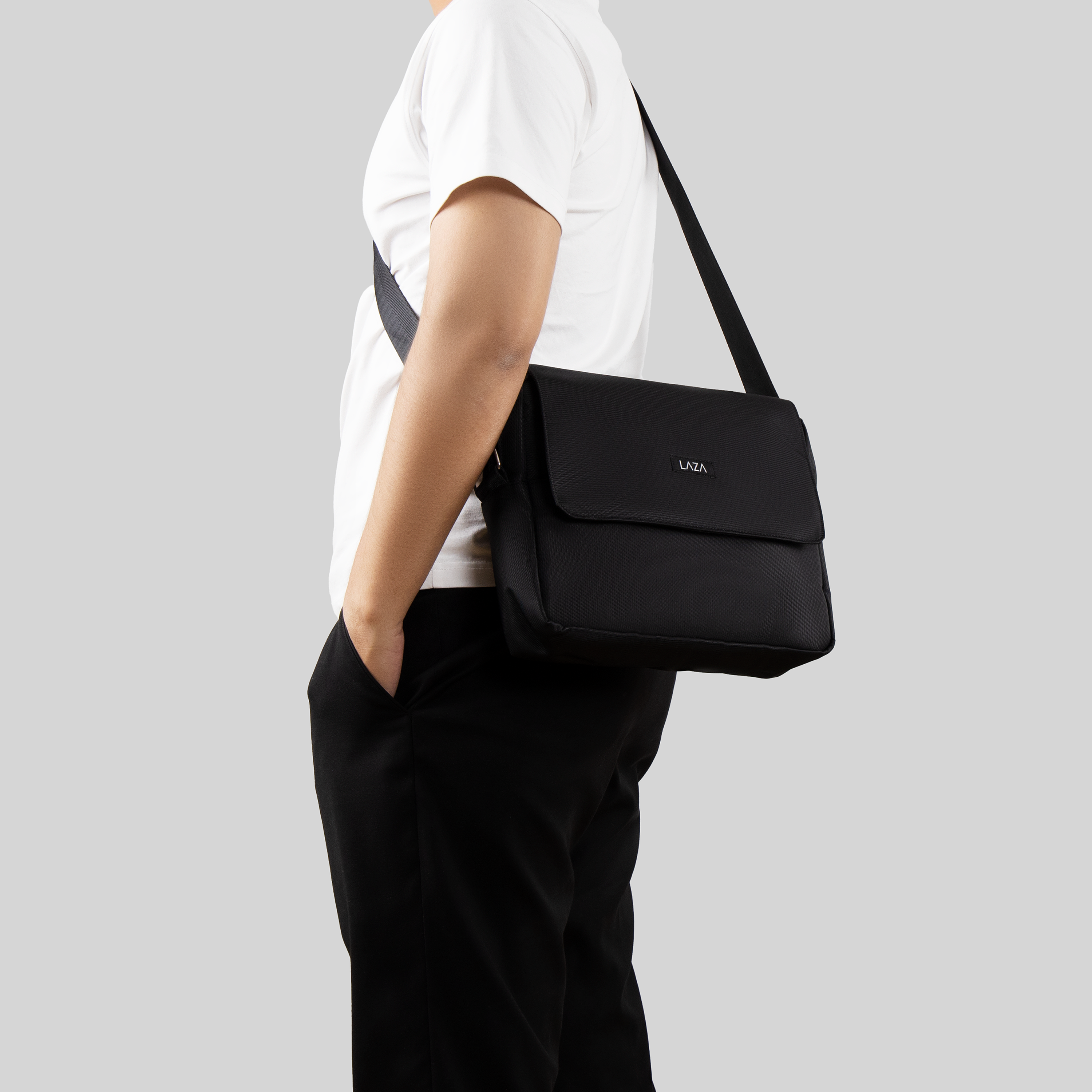 Túi đeo chéo nam nữ thời trang LAZA TX513 chất liệu trượt nước cao cấp