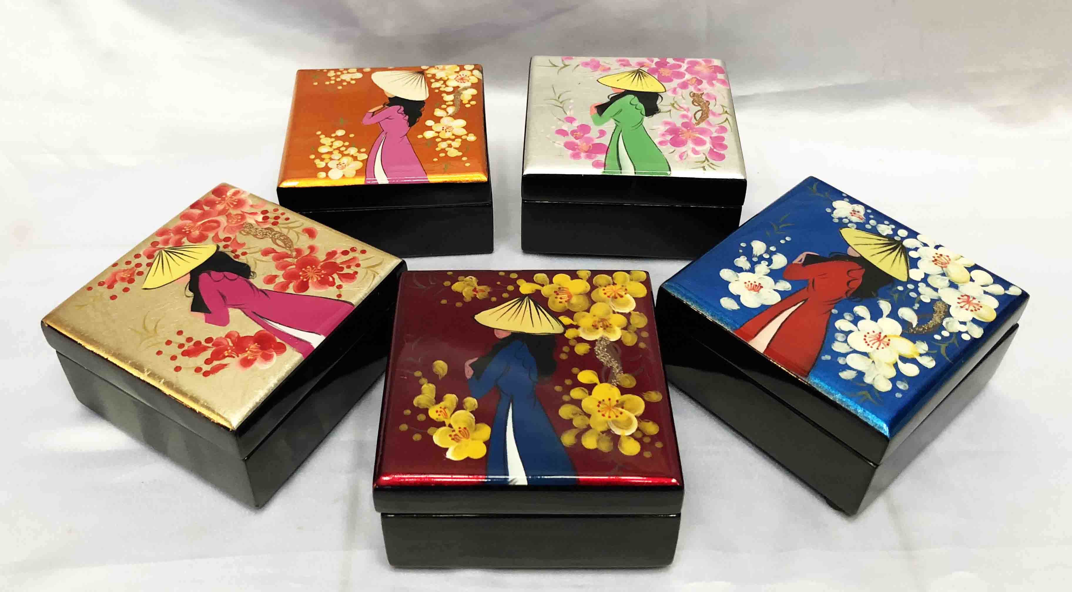 Hộp đựng trang sức sơn mài cao cấp 16x16 cm