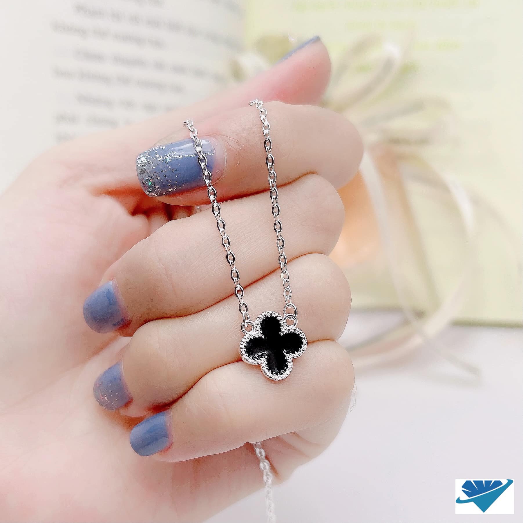 Dây chuyền 4 lá bạc ta