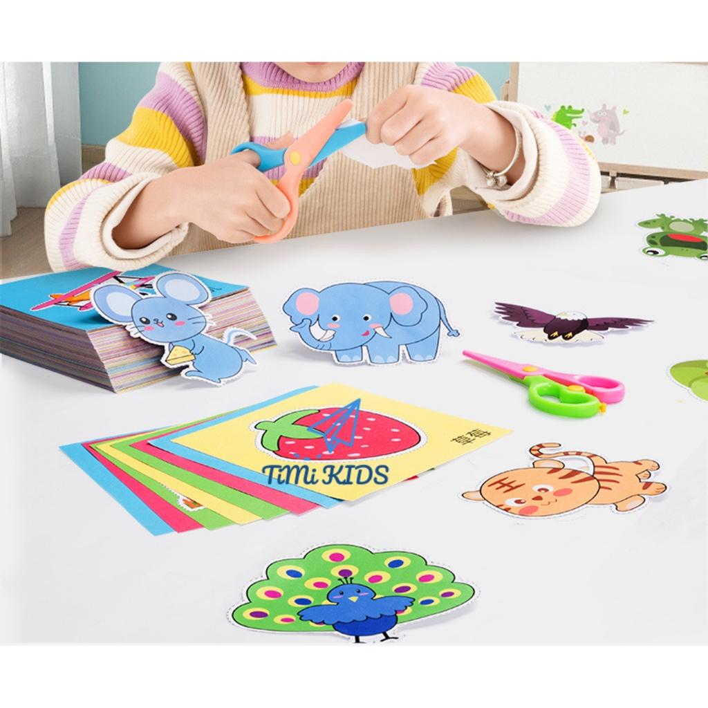 Cắt giấy cho bé 240 tờ kèm kéo nhựa an toàn giúp phát triển vận động tinh cho bé từ 3 tuổi