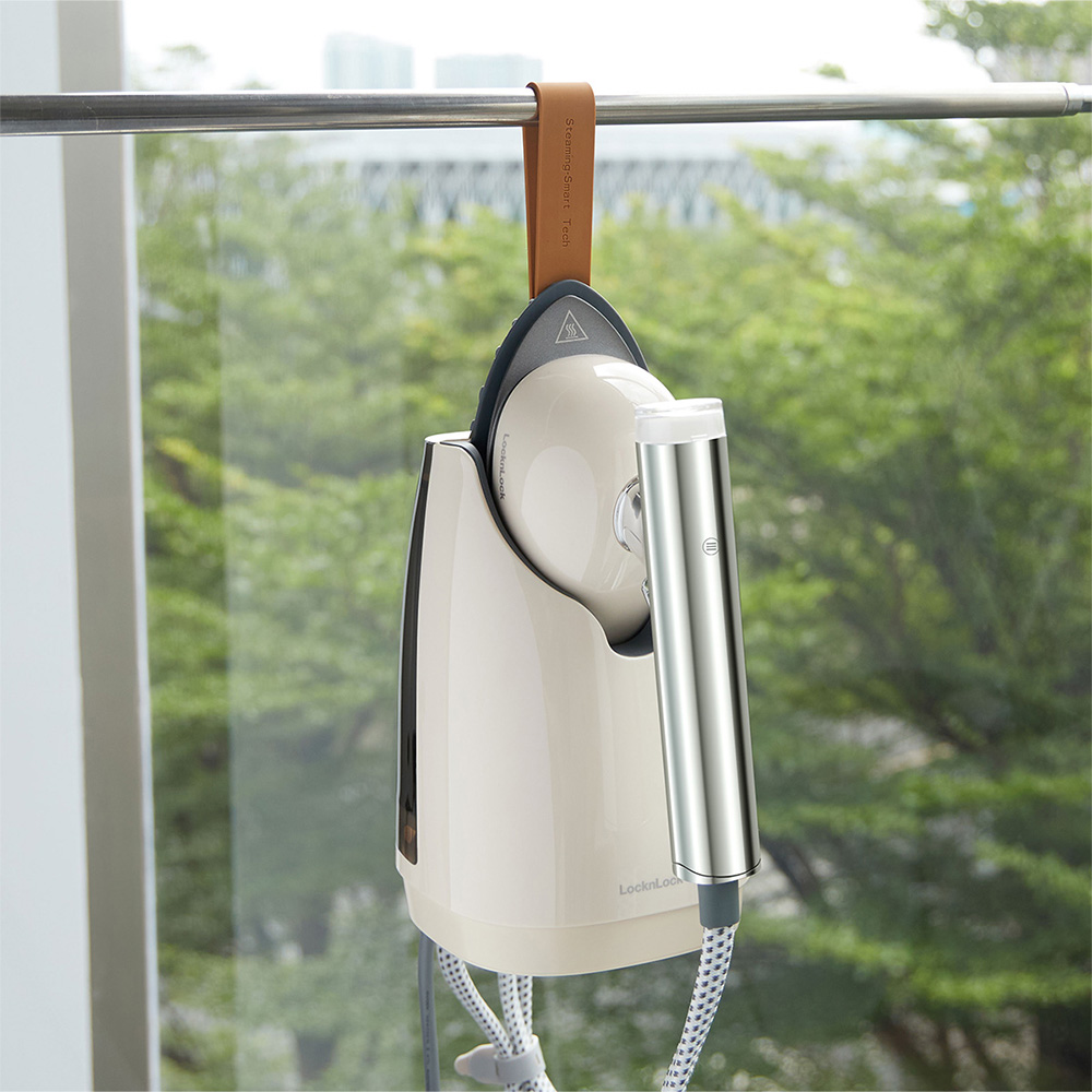 Bàn Ủi Hơi Nước LocknLock Garment Steamer ENI218IVY 1370-1630W, Hàng Chính Hãng, 800ml - JoyMall