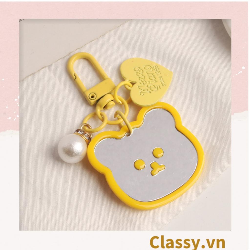 Móc khóa mặt gấu nhựa Classy đính kèm trái tim dễ thương PK1541