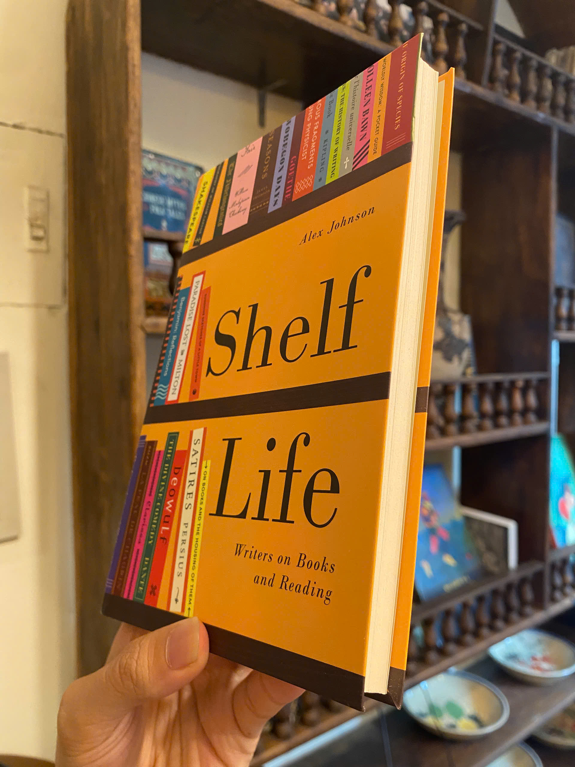 Sách - Shelf Life: Writers on Books and Reading by  Alex Johnson |  Books About Books / Nonfiction