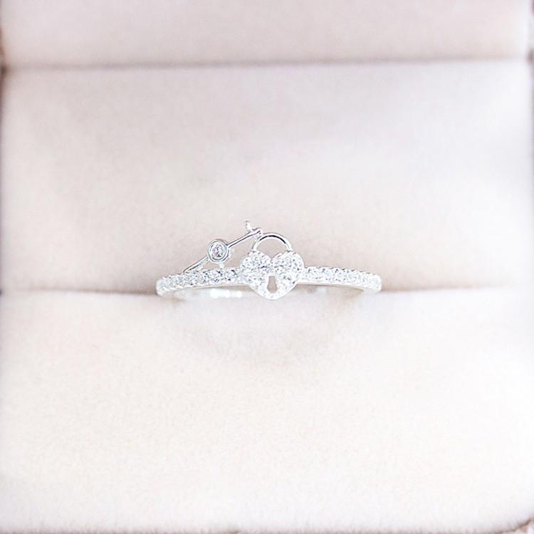 Nhẫn Bạc Khoá Trái Tim TNC JEWELLERY