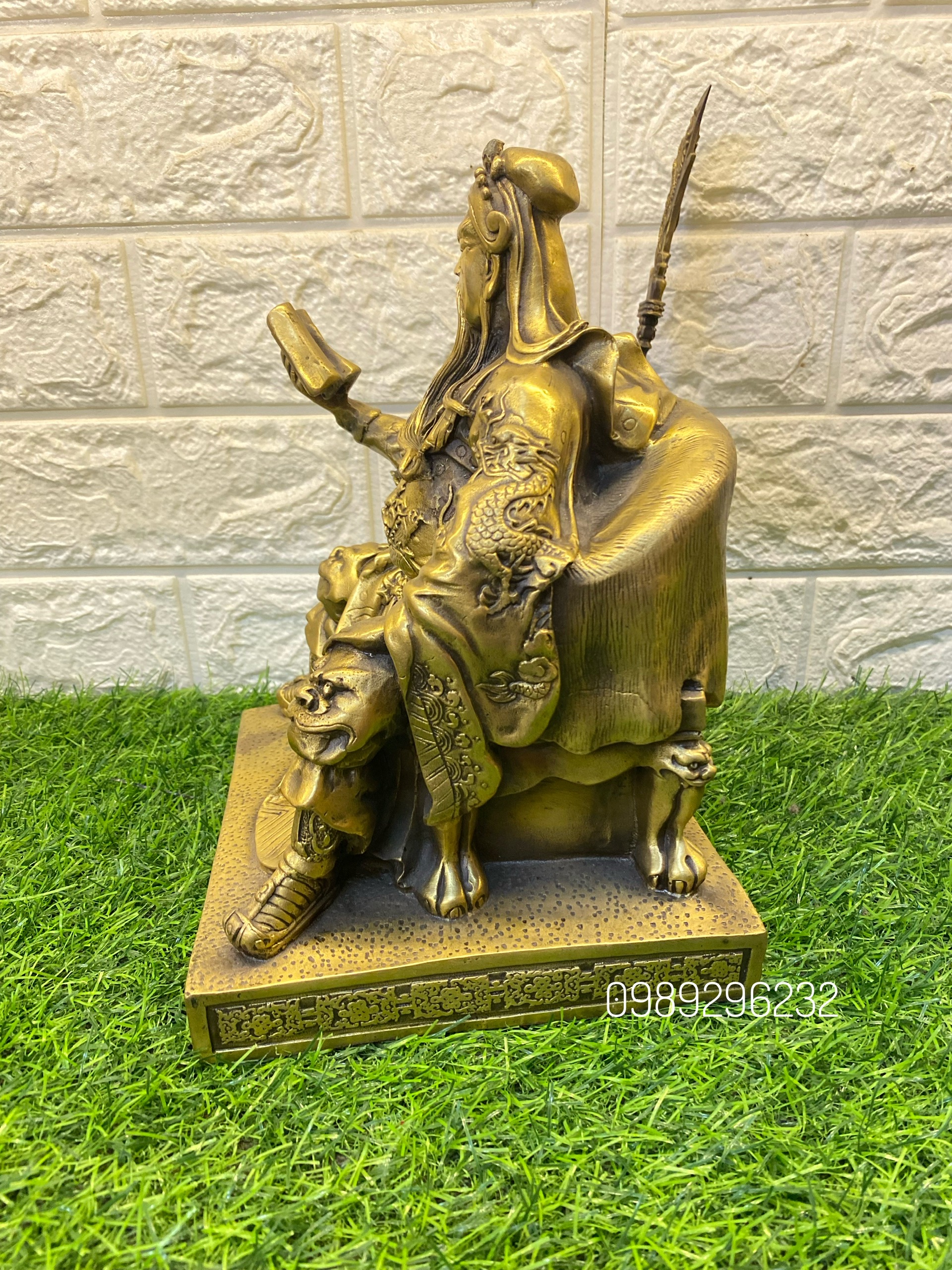 Tượng Quan Công đọc sách bằng đồng cao 25cm - Quan công phong thuỷ