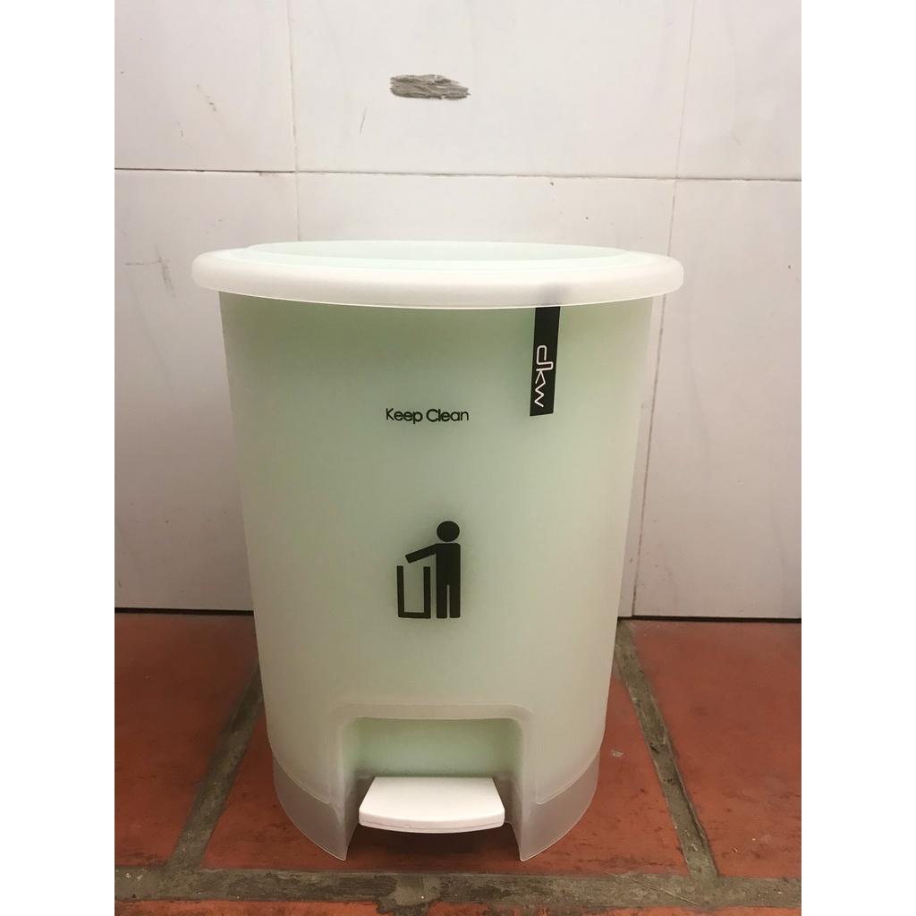 Thùng Rác Nhựa Đạp Chân Giá Rẻ DKW 10 Lít (Thái Lan