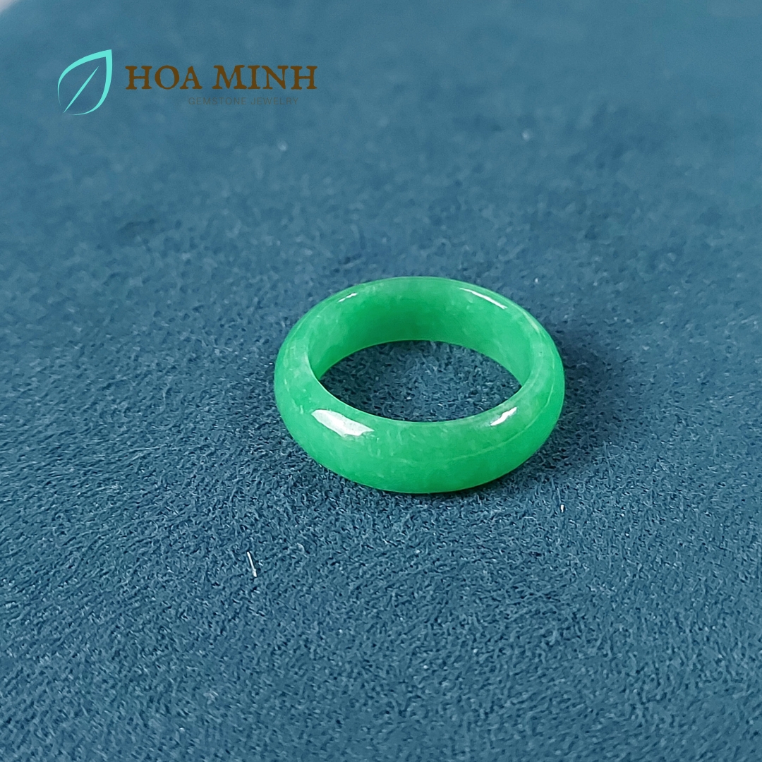 Nhẫn Cẩm Thạch xanh lá size 9 đường kính 19mm dày nhẫn 6.8 li không kén mệnh
