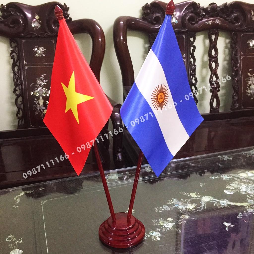 Cờ Để Bàn Đế gỗ Cắm 2 cờ Việt Nam - Argentina In Kỹ Thuật Số