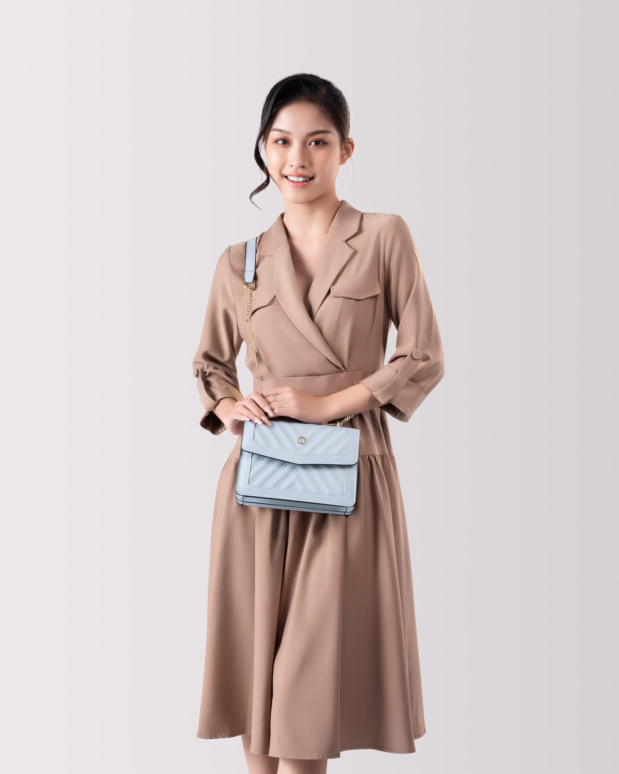 Túi Yuumy ( Thời trang nữ đi chơi nắp gập size 22 - Túi đeo chéo da Seasand YN138 )