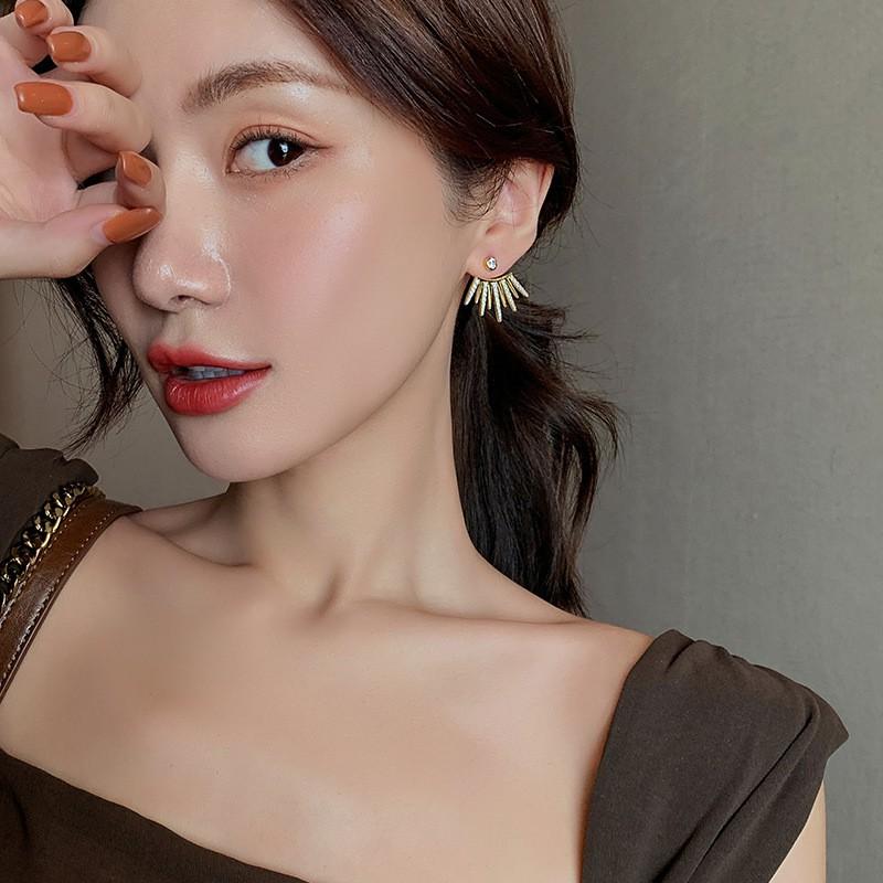 Bông tai đính đá hình quạt T006