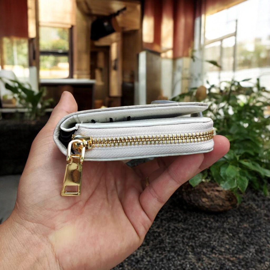 Ví nữ cầm tay nhiều ngăn Da bụng cá sấu bạch tạng!