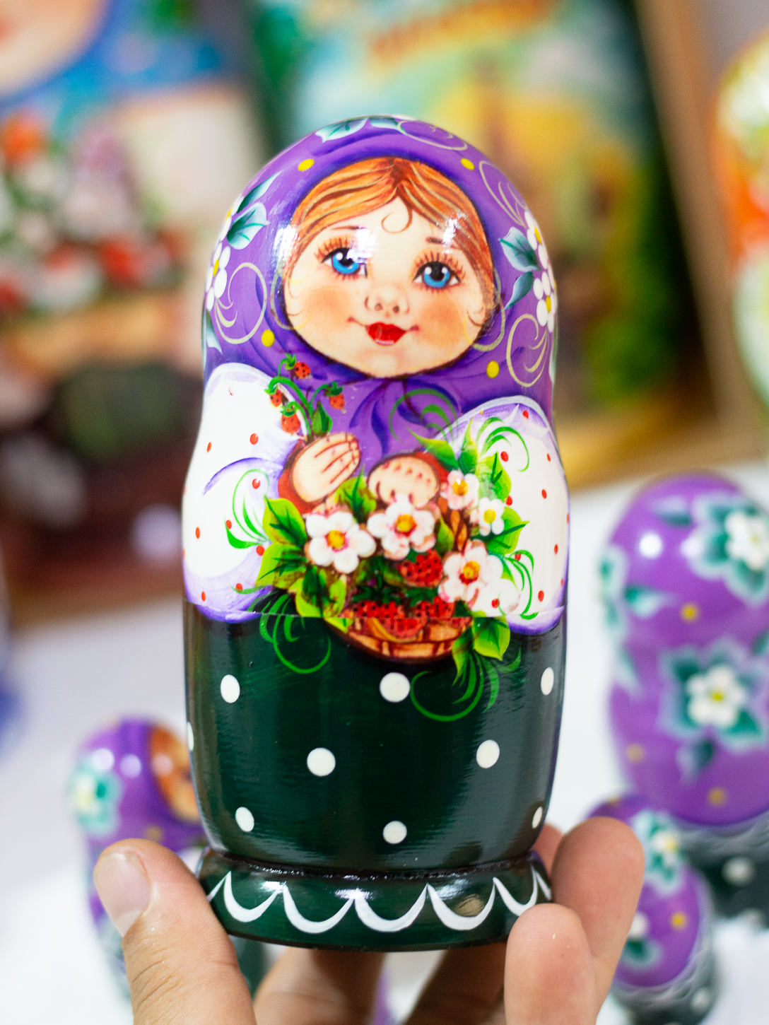 BỘ BÚP BÊ NGA MATRYOSHKA 5 LỚP 15CM "MISA ÔM HOA TÍM" RẤT ĐẸP VÀ ĐỘC ĐÁO
