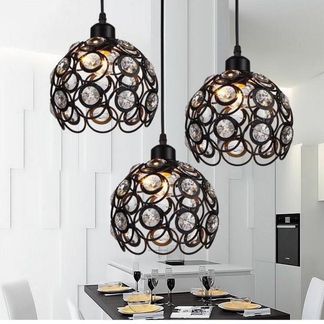 Đèn thả bàn ăn cầu tròn gắn hạt hale