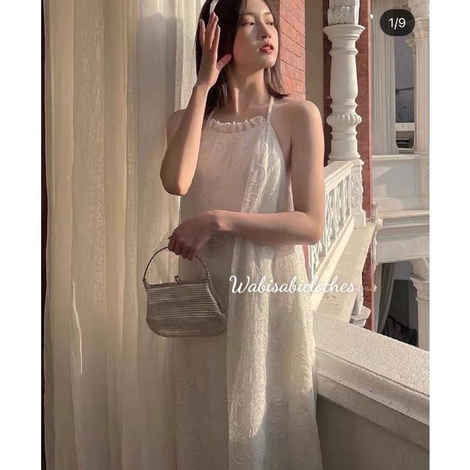 Đầm ren cổ yếm khoét lưng Wabisabi N1103