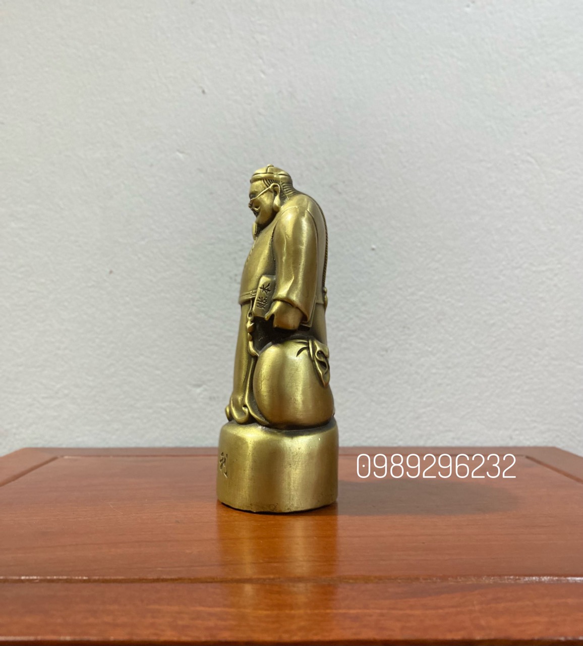 Tượng Ông Quản Gia Quản Tài bằng đồng vàng nhỏ - quản gia phong thuỷ