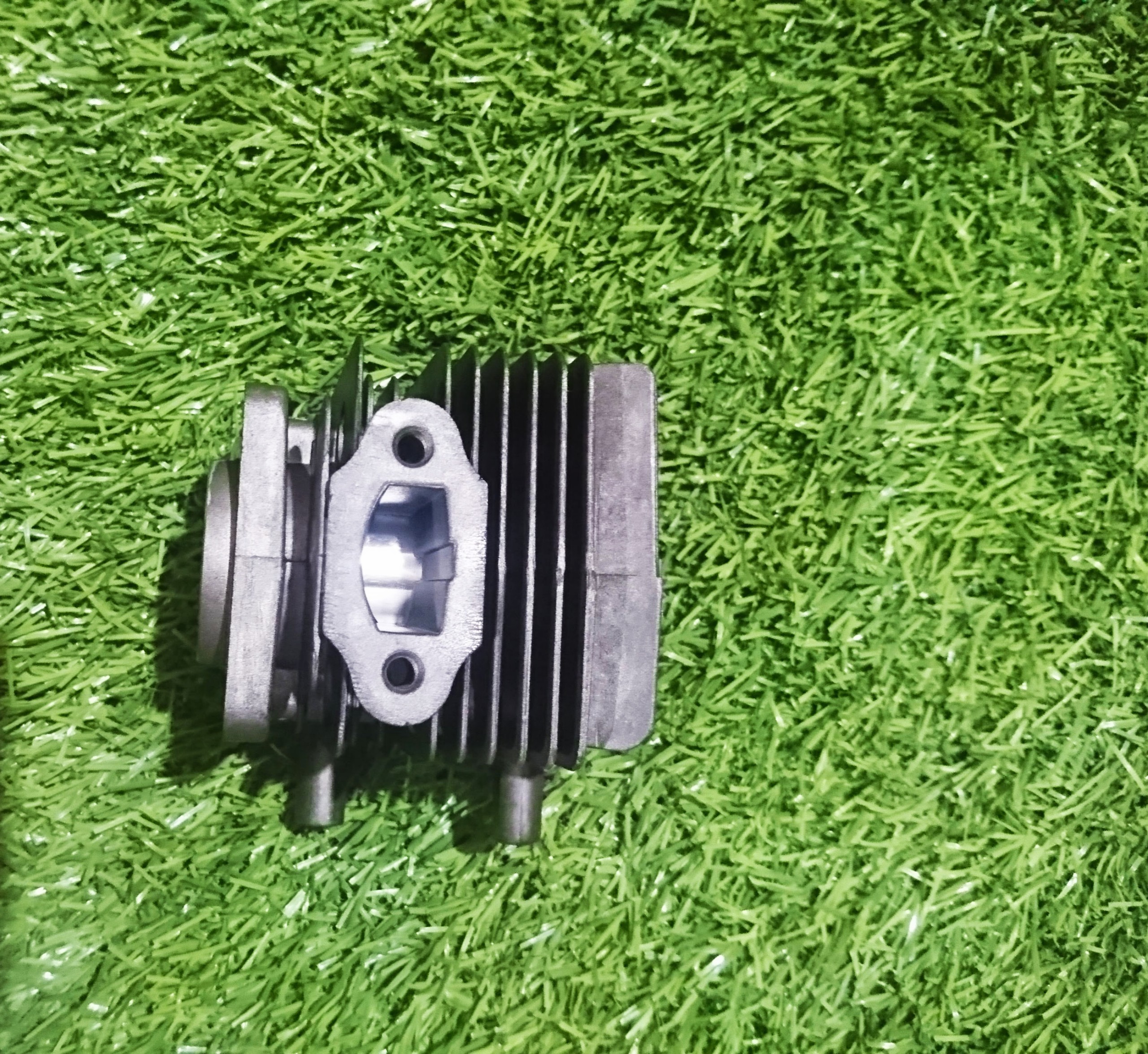 Nòng máy cắt cỏ 260 có chân gắn bộ điện