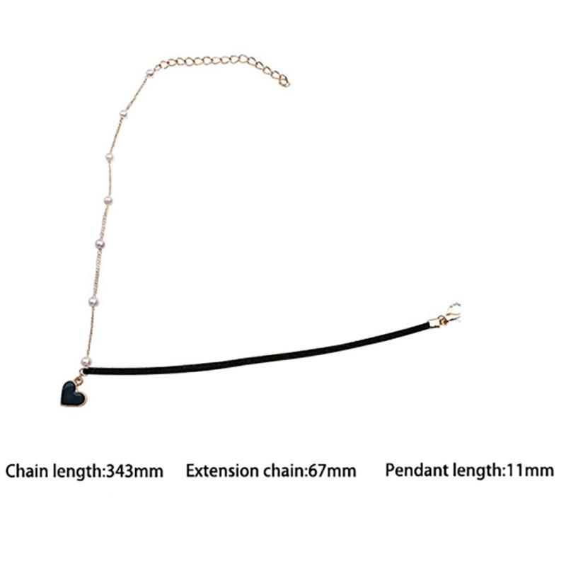 Vòng cổ choker ngắn đính hạt giả ngọc trai