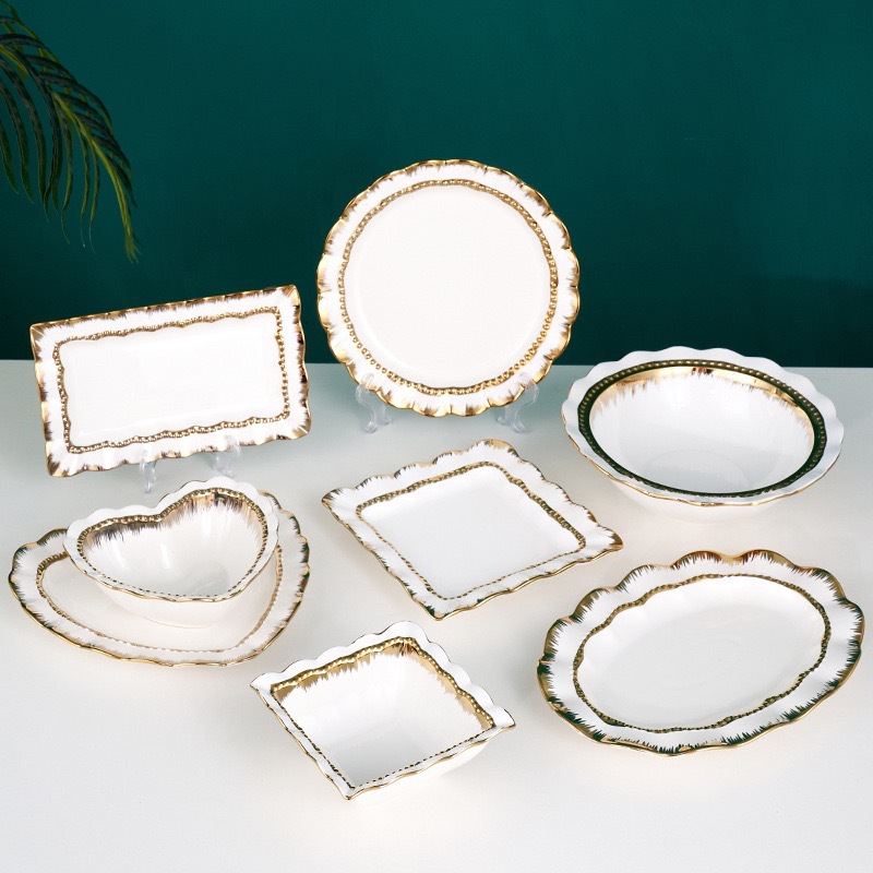 Đĩa oval viền vàng lượn sóng trang trí 30cm GOLDEN 5589OVAL