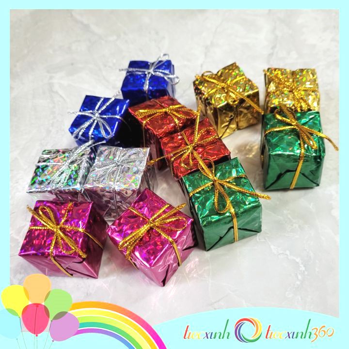 Set 12 hộp quà mini treo trang trí cây thông Noel