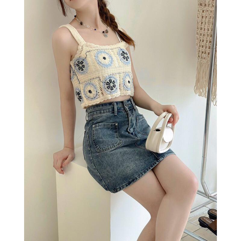 Áo len nữ a5238901 croptop hai dây thêu hoa germe