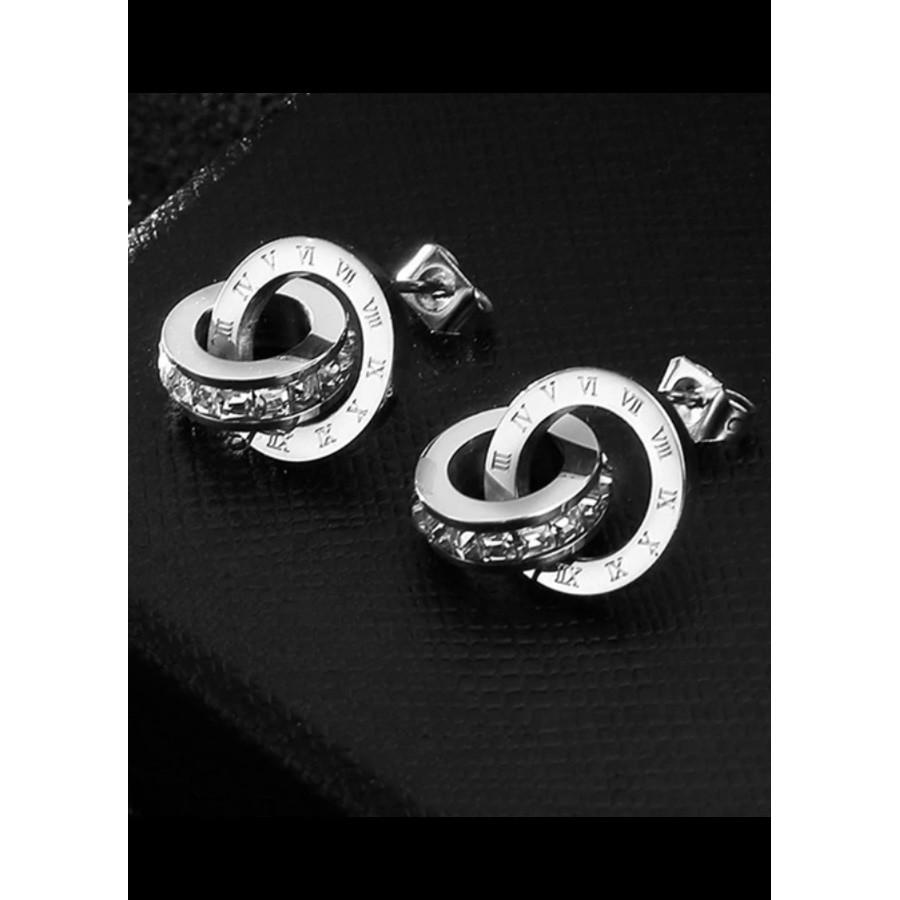 Bông tai titanium cao cấp không đen khắc số la mã BHBT326
