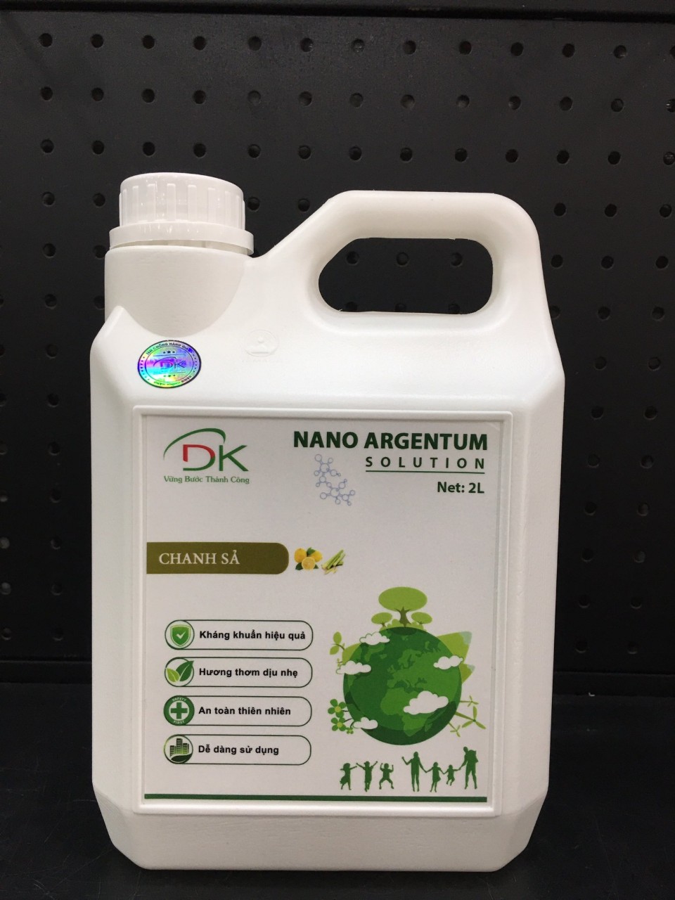2 LÍT Dung dịch Nano Bạc DK NANO ARGETUM SOLUTION A khử mùi, khử khuẩn cho xe ô tô, nhà cửa, văn phòng kết hợp với máy khử mùi để tạo khói