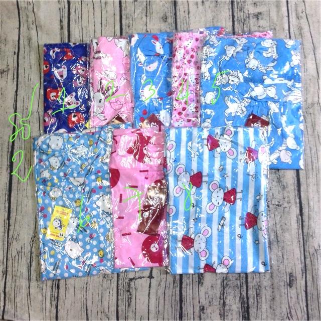 Váy chống nắng cho bé