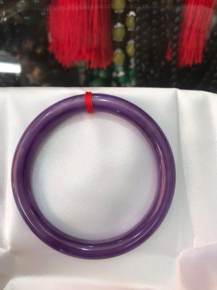 Vòng cẩm thạch Tím Mới Size 54mm x 7mm Vòng Tím Đậm Bóng Đẹp Hợp Nữ mệnh Hỏa Thổ Nữ cân nặng 53kg - 64kg ạ