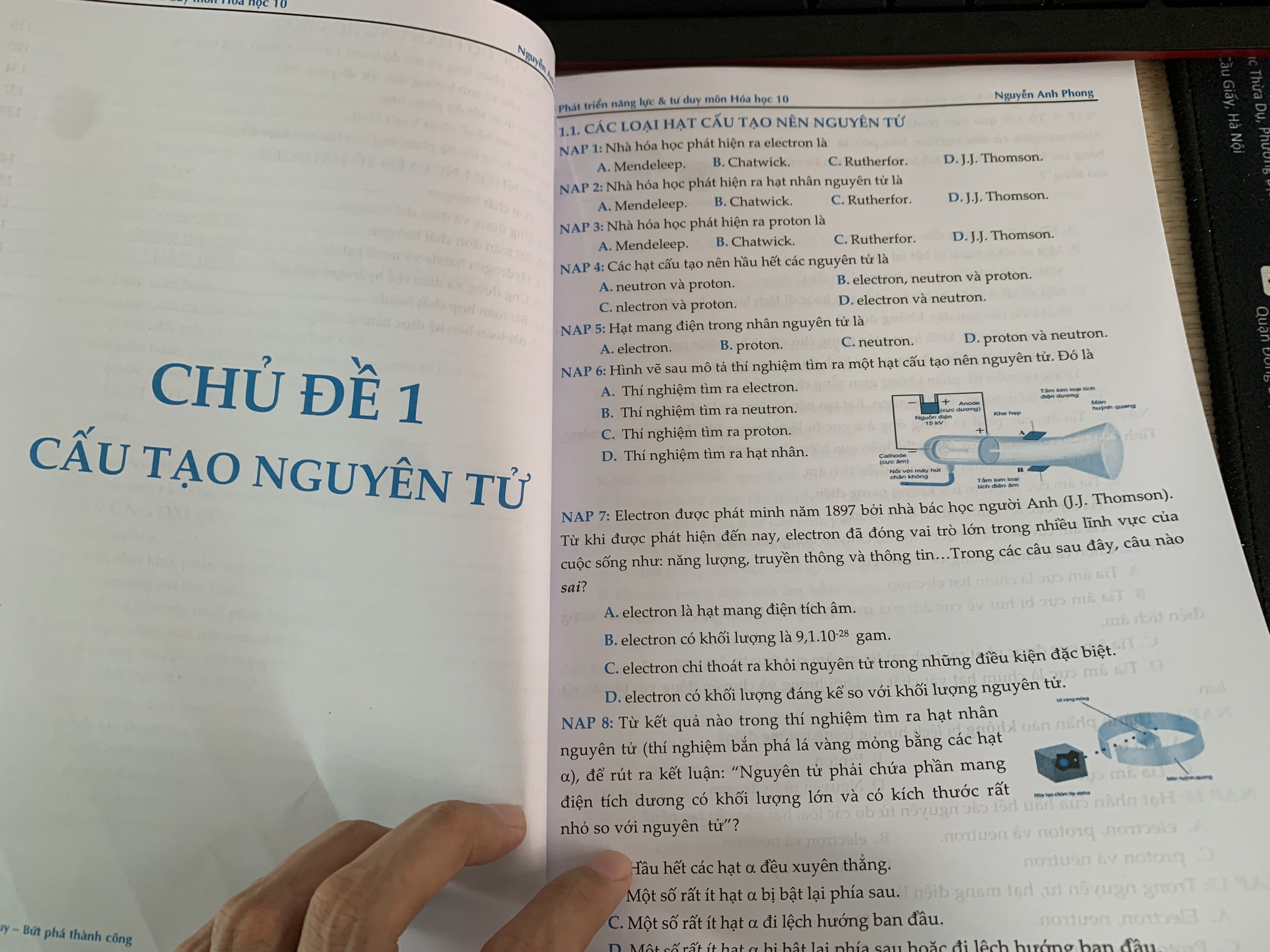 Sách - Phát triển Năng Lực Tư Duy Hóa Học 10 NAP