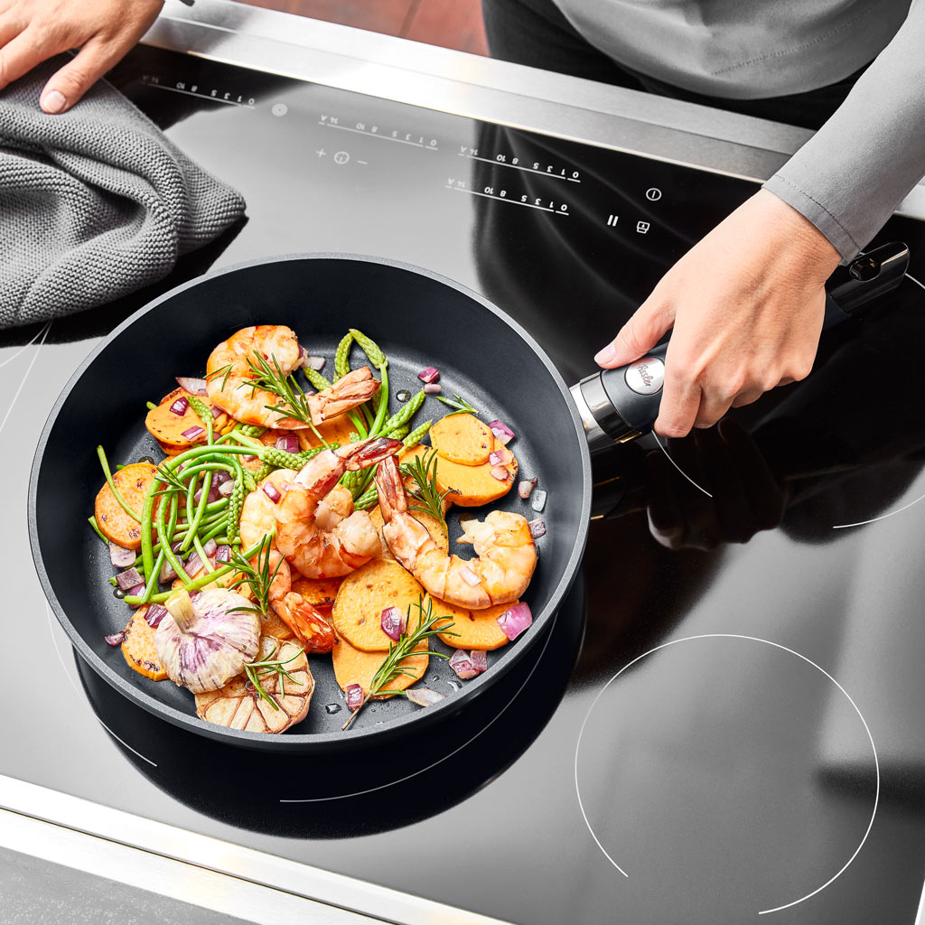 Chảo chống dính cao cấp Fissler Levital Comfort - SX tại Đức - Hàng chính hãng