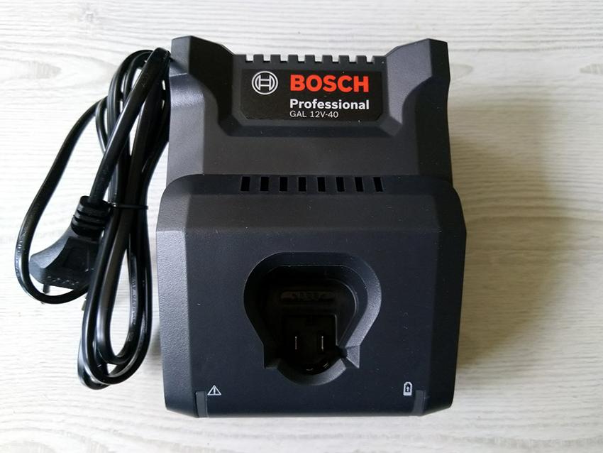 ĐẾ SẠC NHANH PIN BOSCH GAL 12V-40 - HÀNG CHÍNH HÃNG