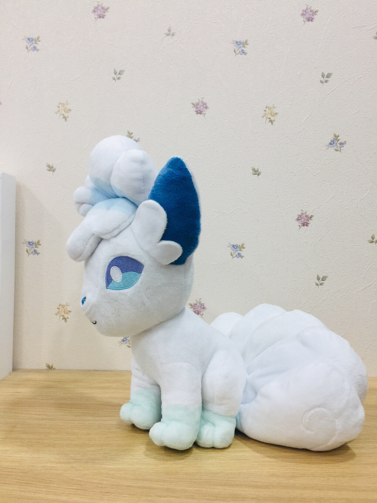 Gấu bông Pokemon cáo Vulpix Alola form