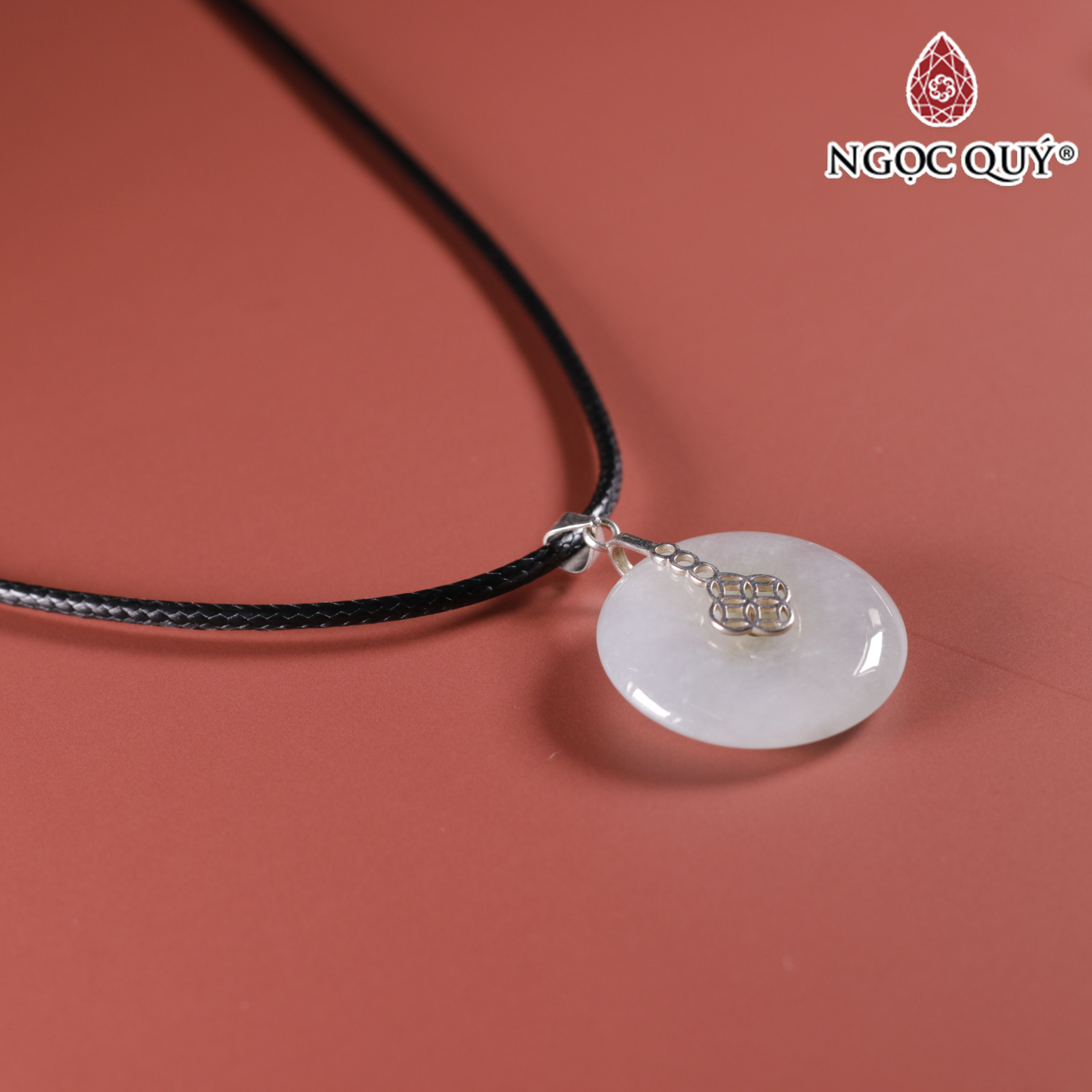 Đồng điếu cẩm thạch A- Đồng điếu phỉ thúy type A chất nếp băng màu xanh táo nhạt 25mm mệnh hỏa mộc - Ngọc Quý Gemstones