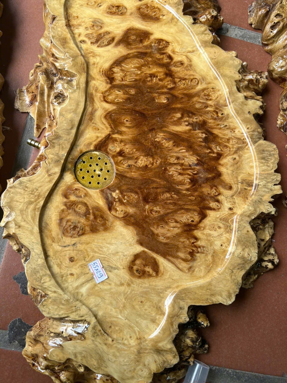 Khay  bằng gỗ nghiến đẹp long lanh