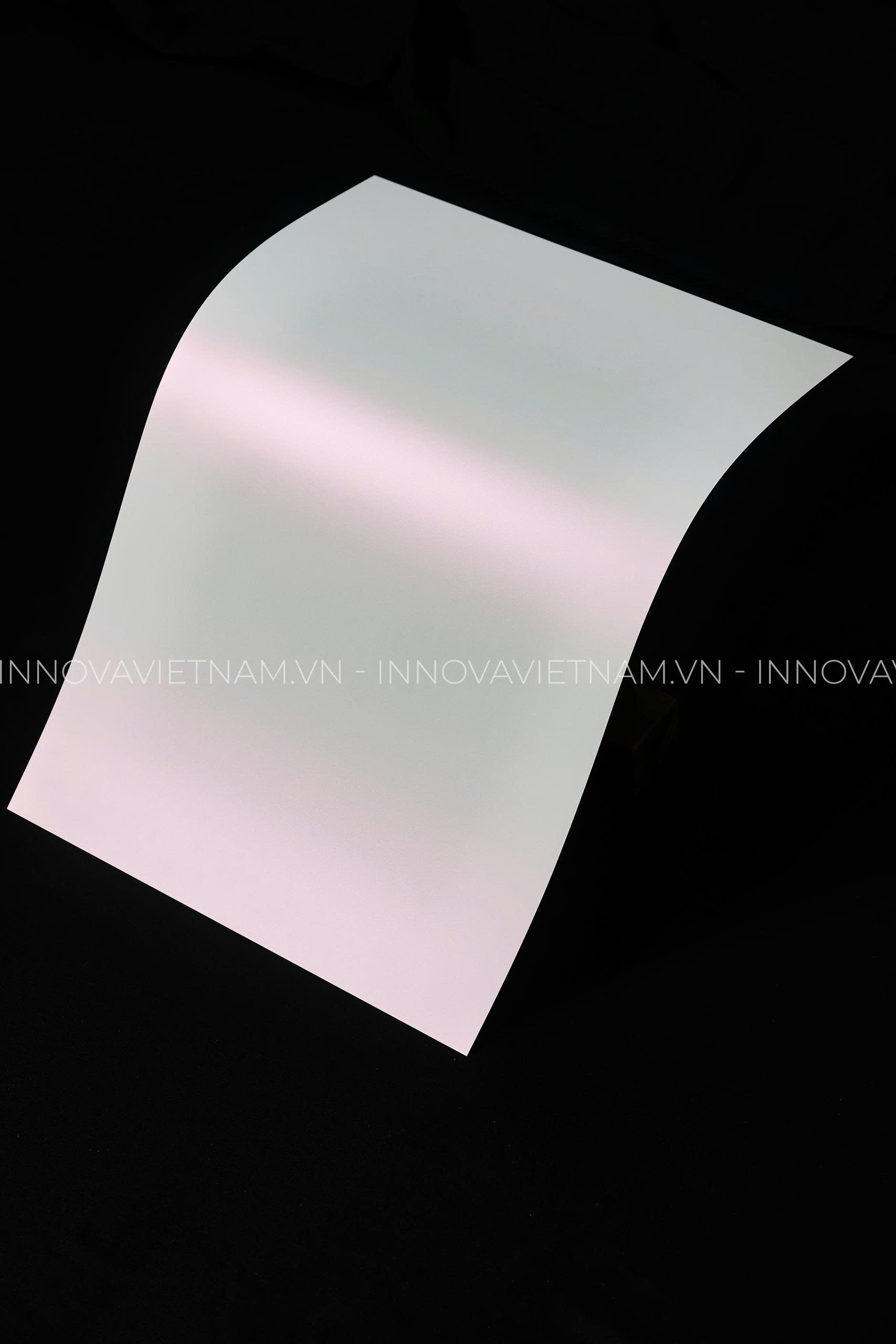 Giấy nhựa Ánh nhũ Ngọc trai (Pearl Pink PET) dầy 125 khổ 320x470