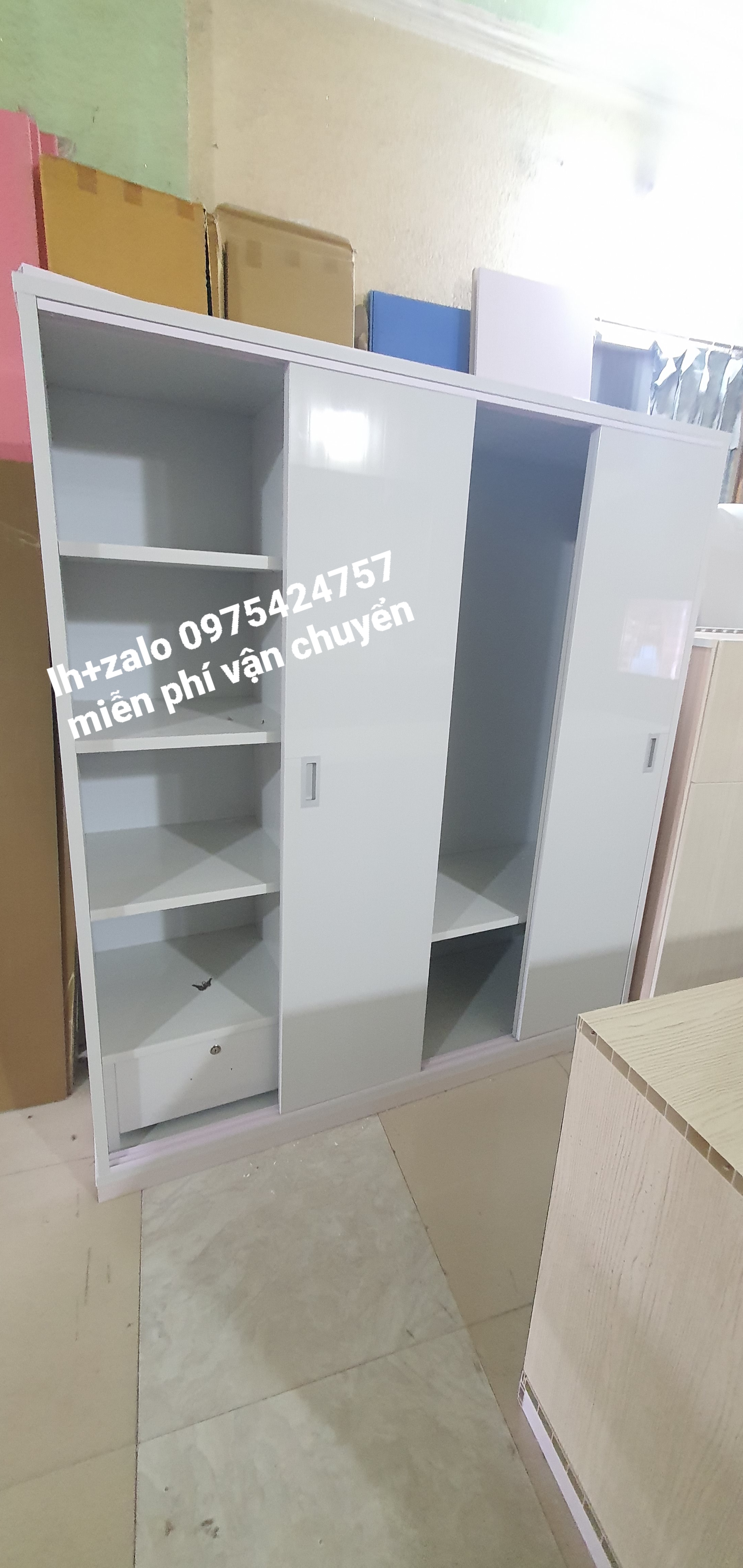 Tủ nhựa đài loan 4 cánh cửa lùa