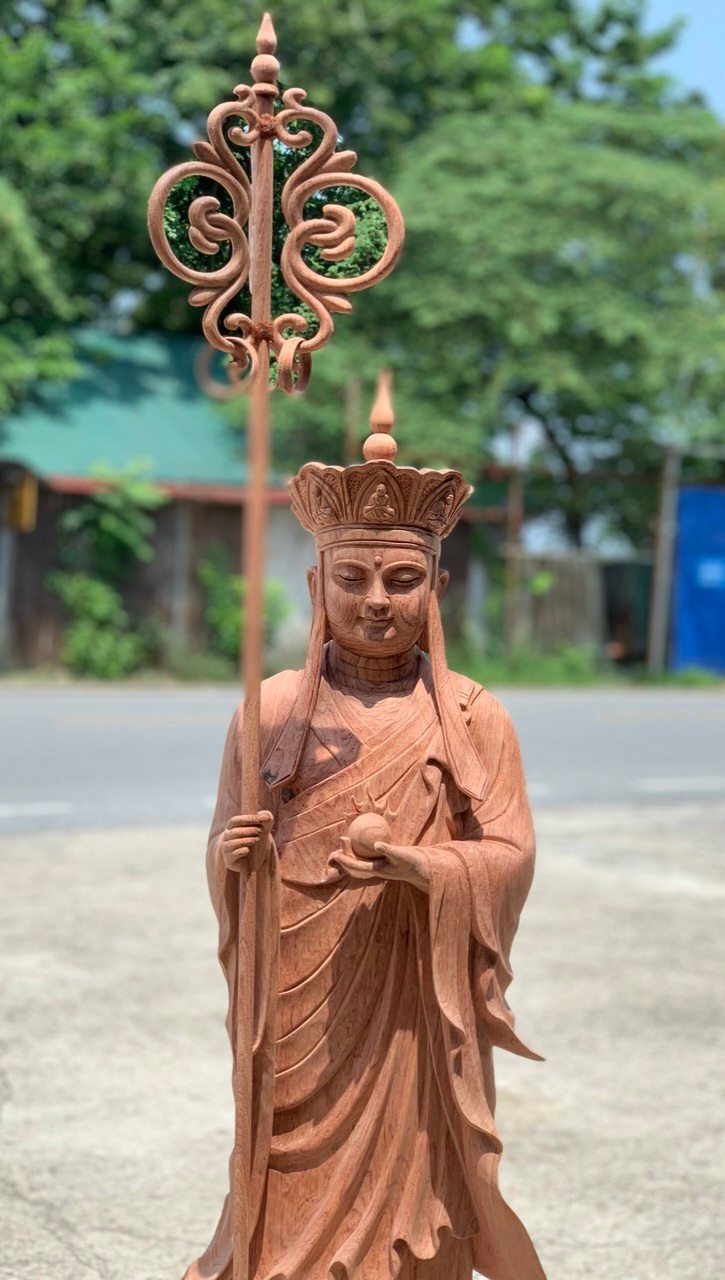 Tượng phật địa tạng vương bồ tát bằng gỗ hương đá liền khối đẹp long lanh kt cao 100m×34×33cm