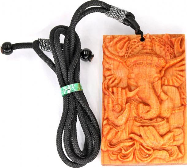 Vòng cổ mặt gỗ ngọc am khắc thần Ganesha MG97