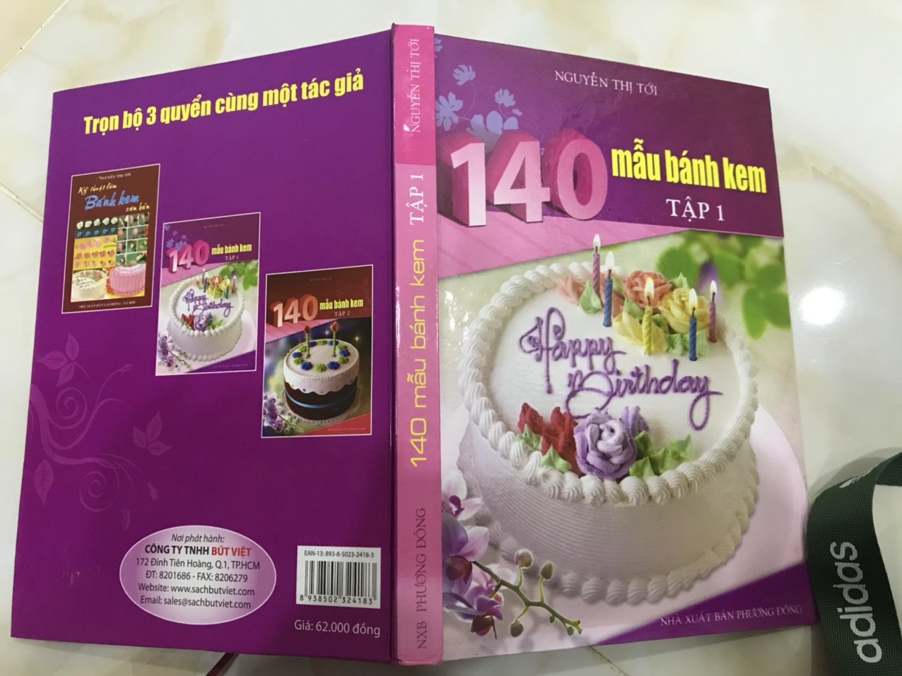 140 Mẫu Bánh Kem - Bộ 2 Tập