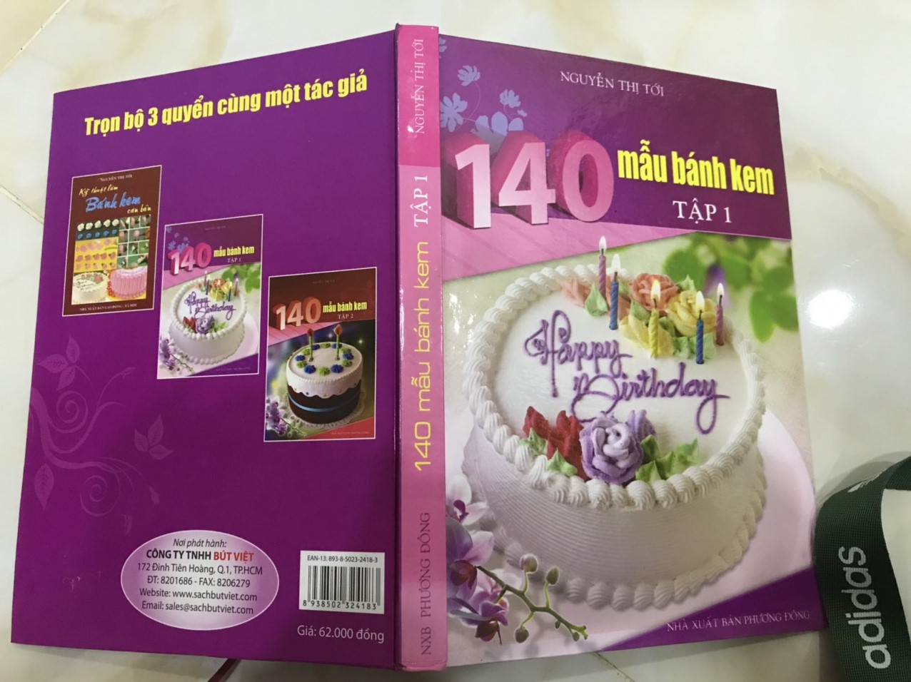 140 Mẫu Bánh Kem - Bộ 2 Tập